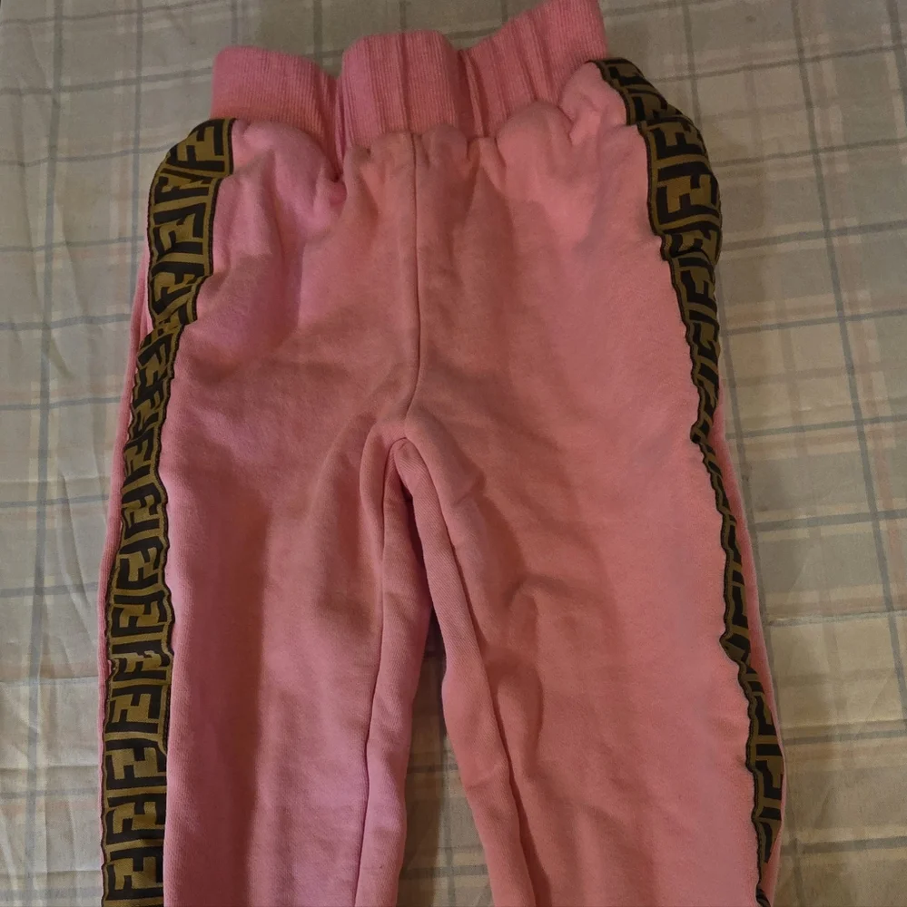 FENDI - Picture 6 of 16